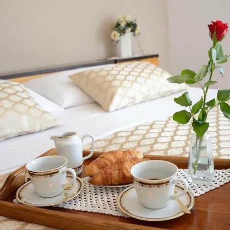 Lägenhet Apartman Ruzmarin *