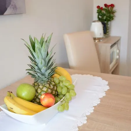 Lägenhet Apartman Ruzmarin *